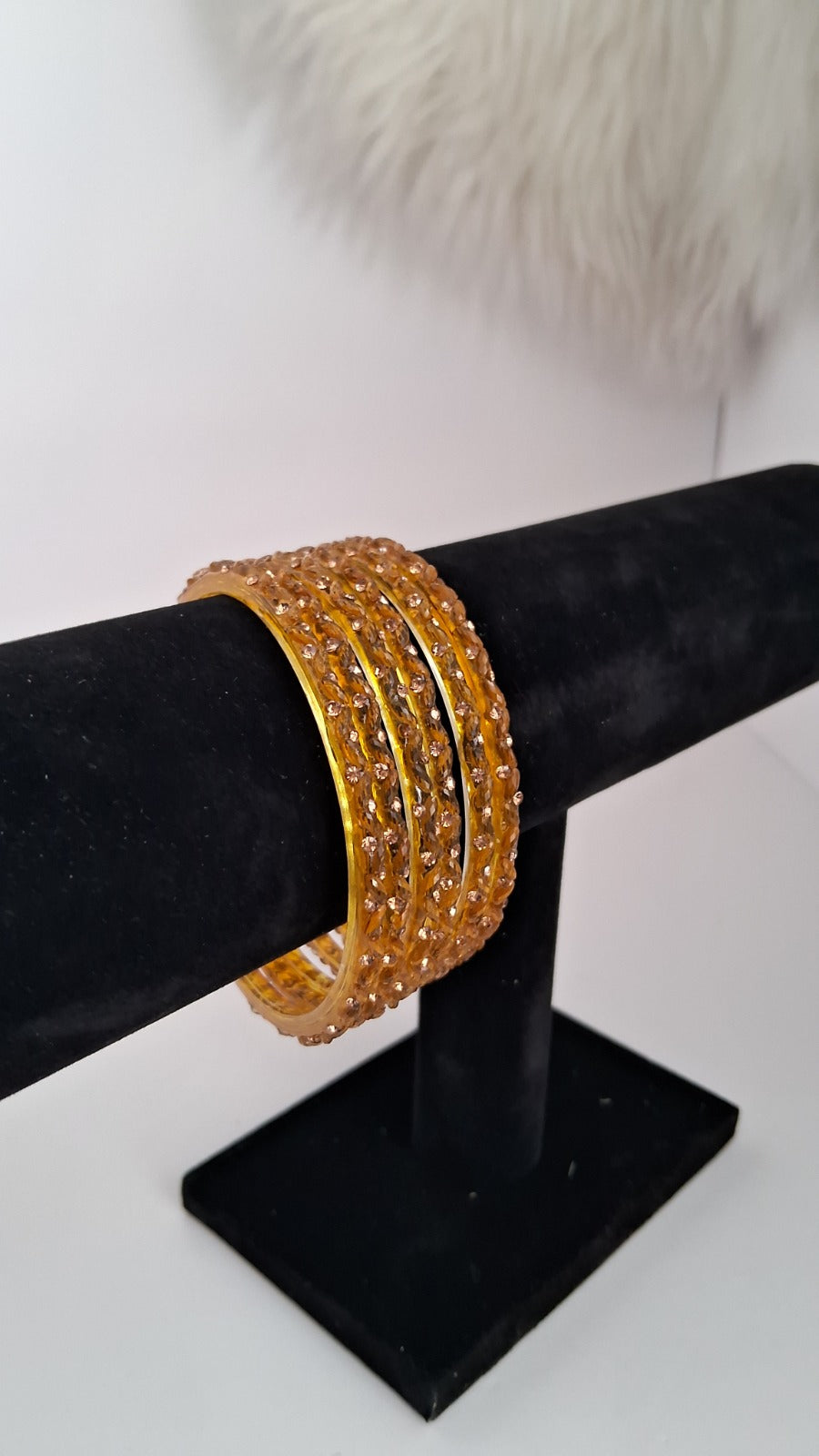 Pack of 10 Classic Raindrop Glass Bangles