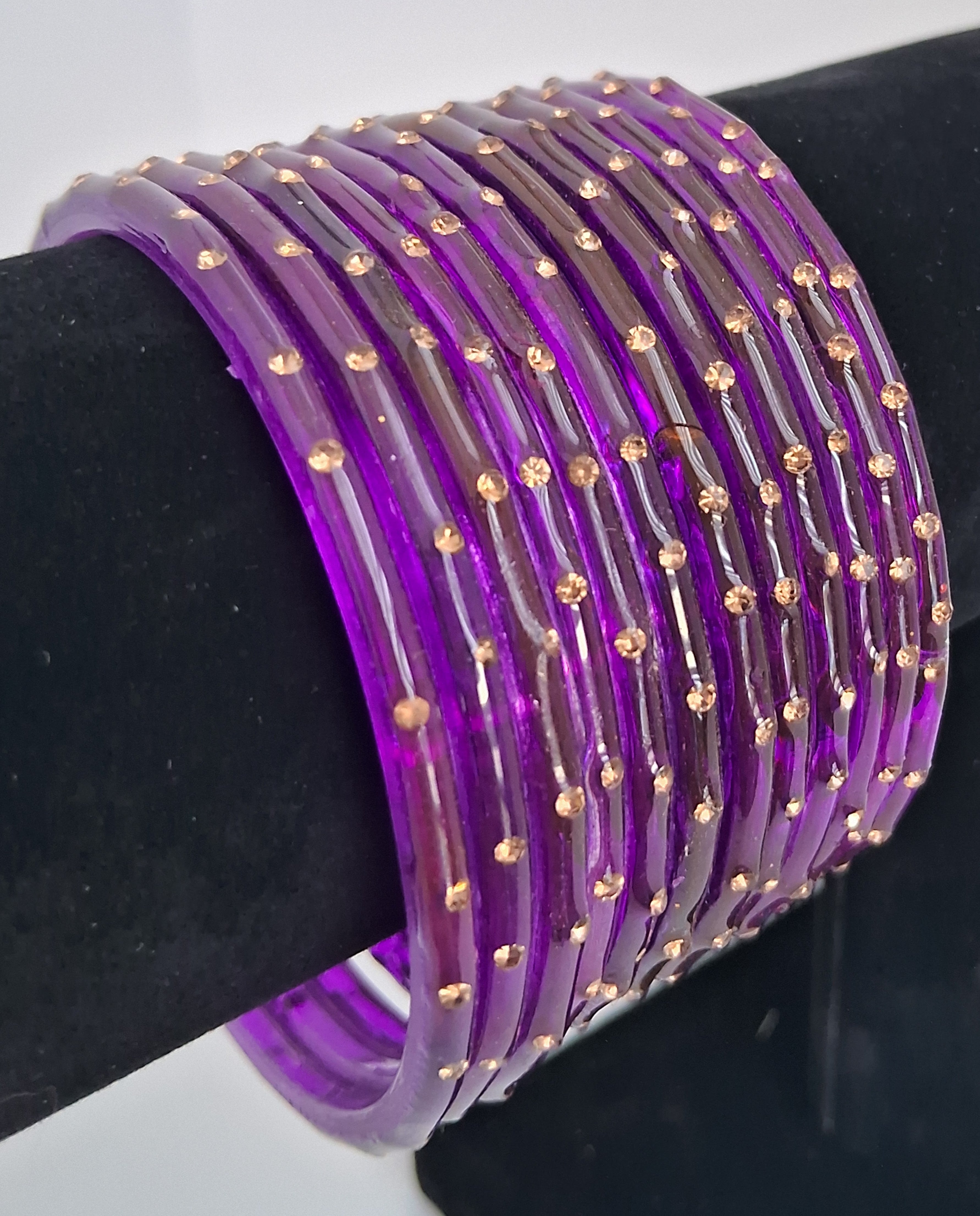 Pack of 10 Traditional Glass Bangles