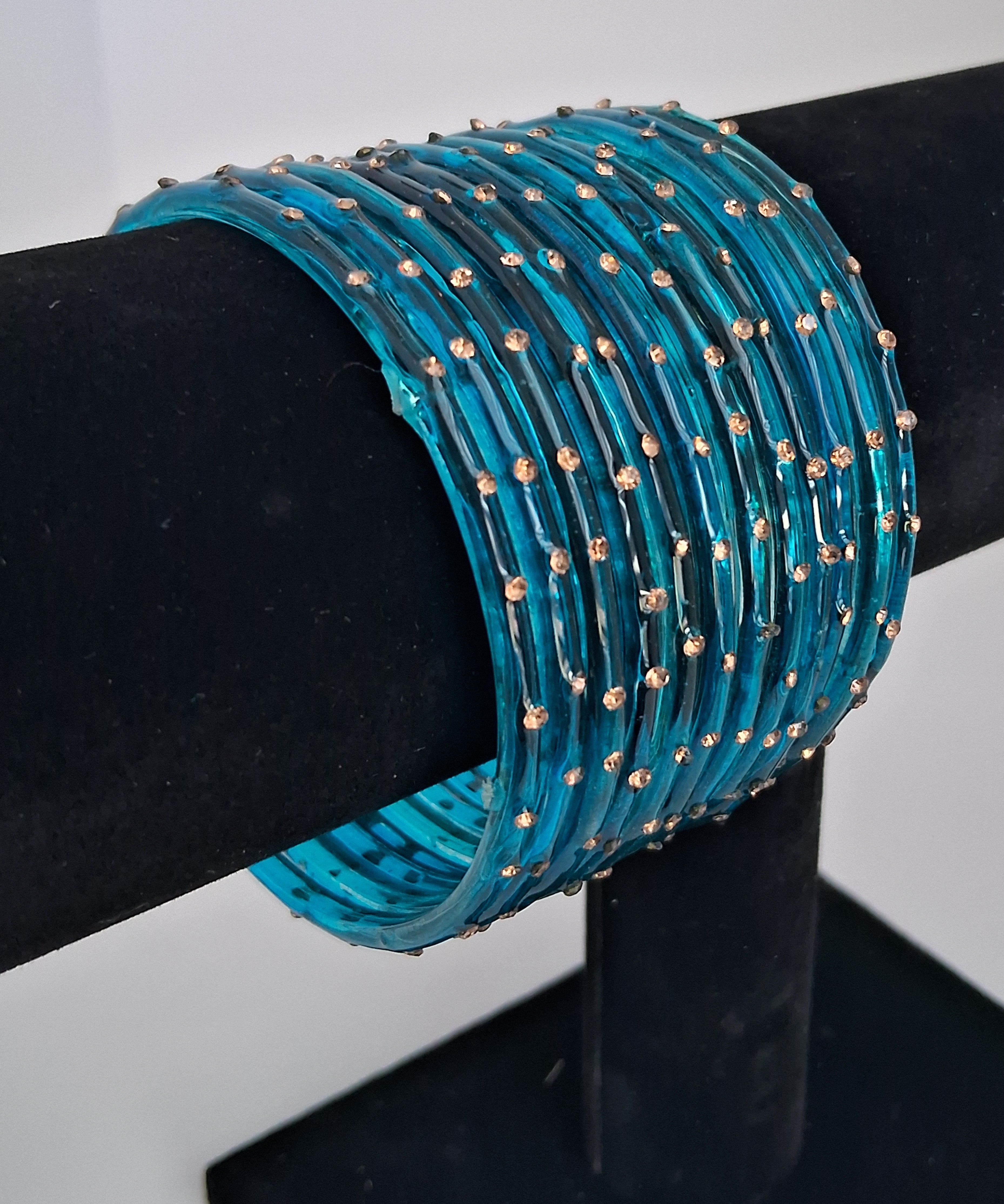 Pack of 10 Traditional Glass Bangles