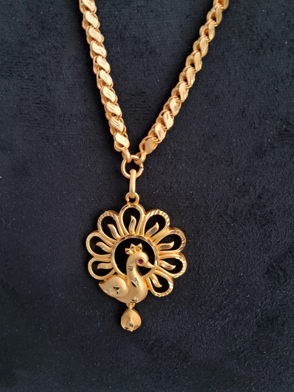 Gold Necklaces