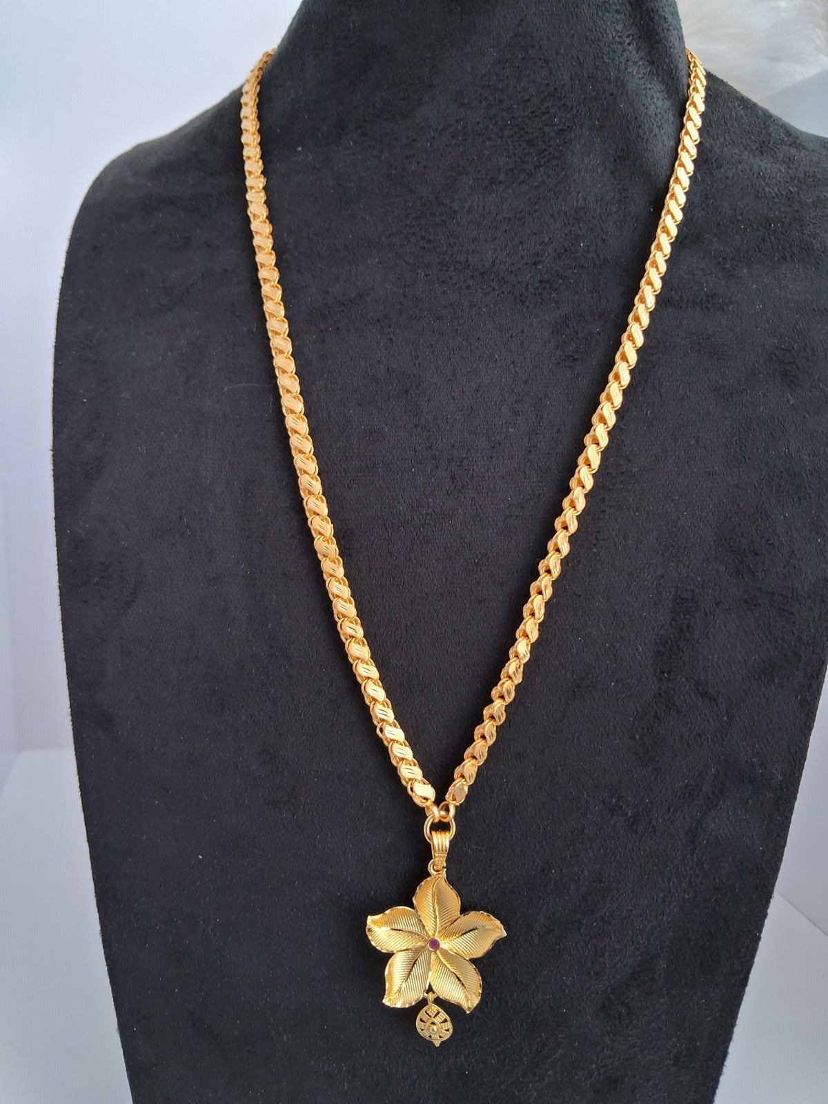 Gold Necklaces