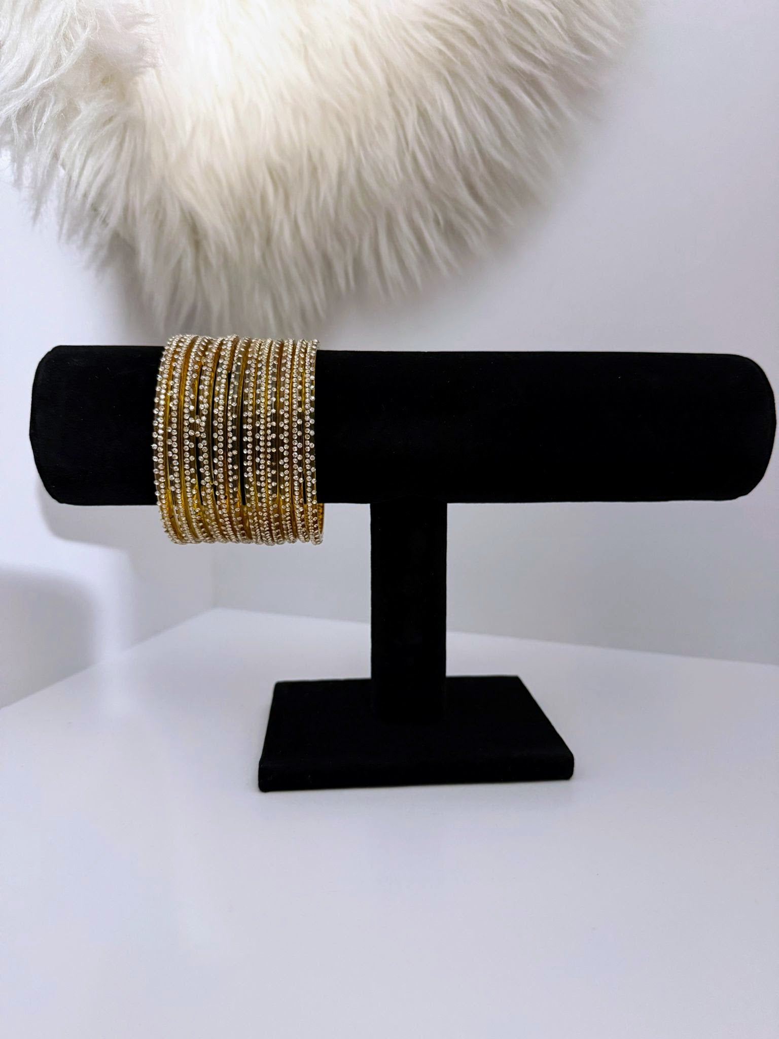 Pack of 10 Studded Glass Bangles